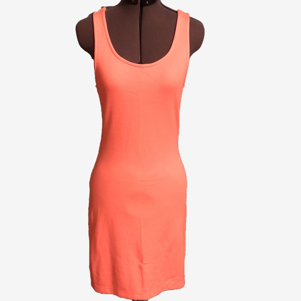 Peach body con dress NWT